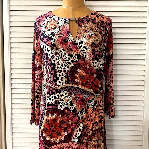 🆕 MSK Dress Women’s Medium Peach Berry Black Floral Faux Wrap NWT NEW - Picture 4 of 13